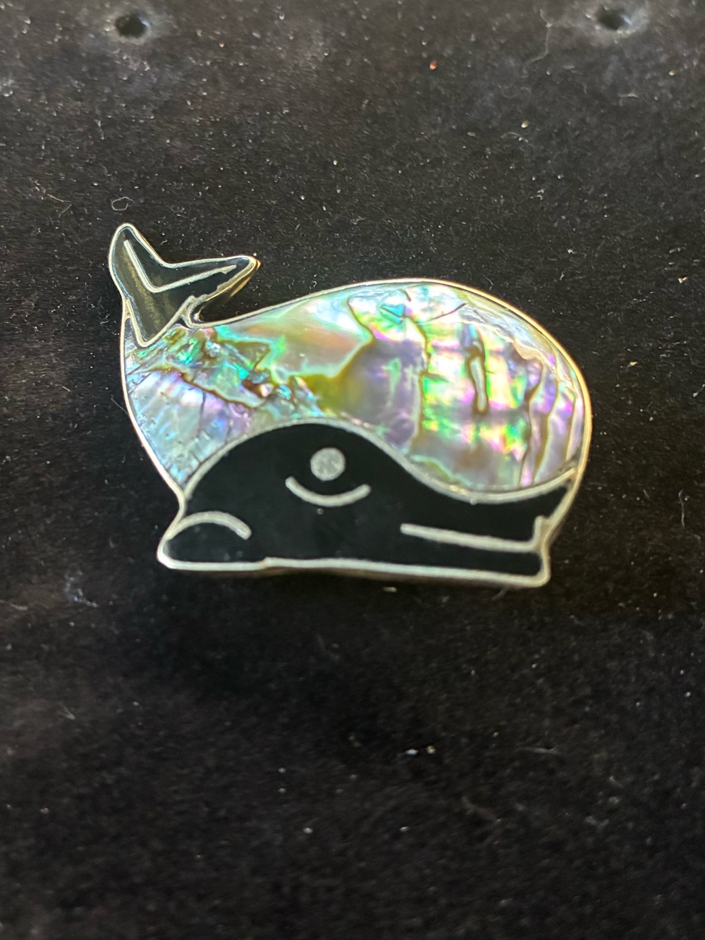 Alpaca Silver and Mother of Pearl Whale Brooch